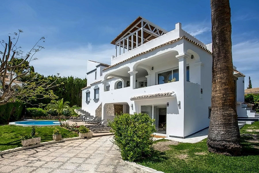 Villa Seis - Andalusian villa for rent in Spain