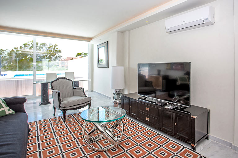 Wohnzimmer im Apartment Artola Golf B Marbella