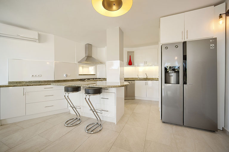 More kitchen in the Villa Cinco